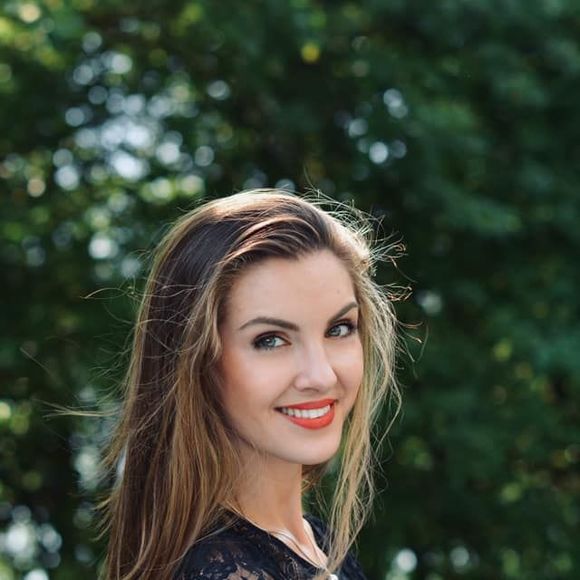 Meet your Posher, Olya - Picture 1 of 1